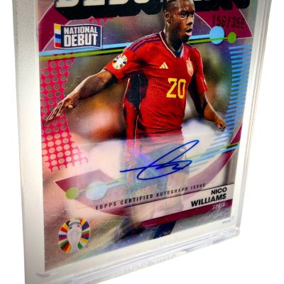 Nico Williams 2023 Topps Finest Debutants - AUTO 158/350 #FD-NW Spania