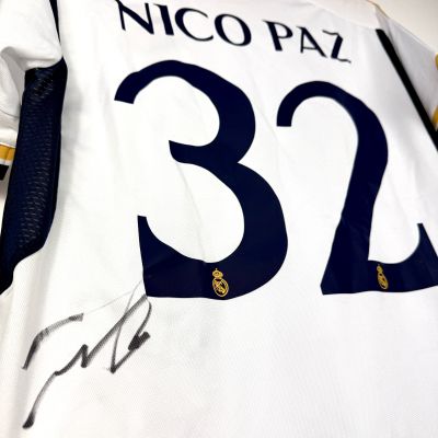 Nico Paz - Tricou original Real Madrid nr 32 cu autograf (semnat personal) + Certificat de autenticitate + Dovada Foto