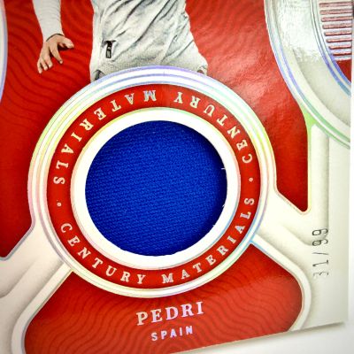 Pedri 2022 Panini National Treasure - Match Worn RELIC 31/99 #CM-PRI Spania
