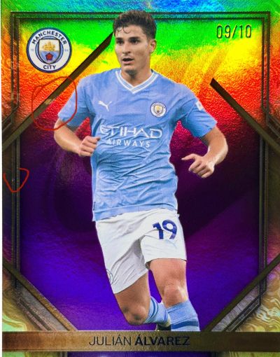 Julian Alvarez 2023-24 Topps Manchester City Team Set - GOLD DRIP 09/10 #47  