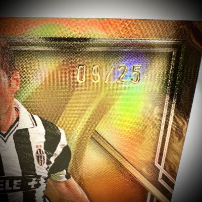Zinedine Zidane 2023-24 Topps Juventus Team Set - GOLD DRIP ORANGE 09/25 #47 Juventus
